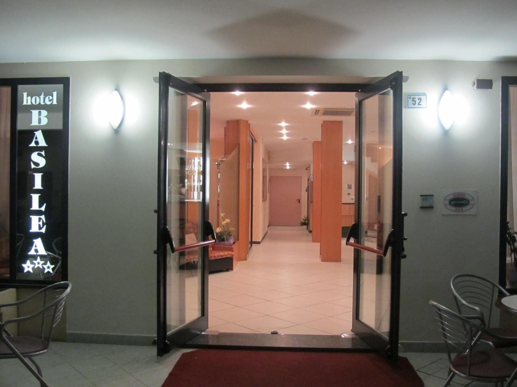 Hotel Basilea Bellaria-Igea Marina Ngoại thất bức ảnh